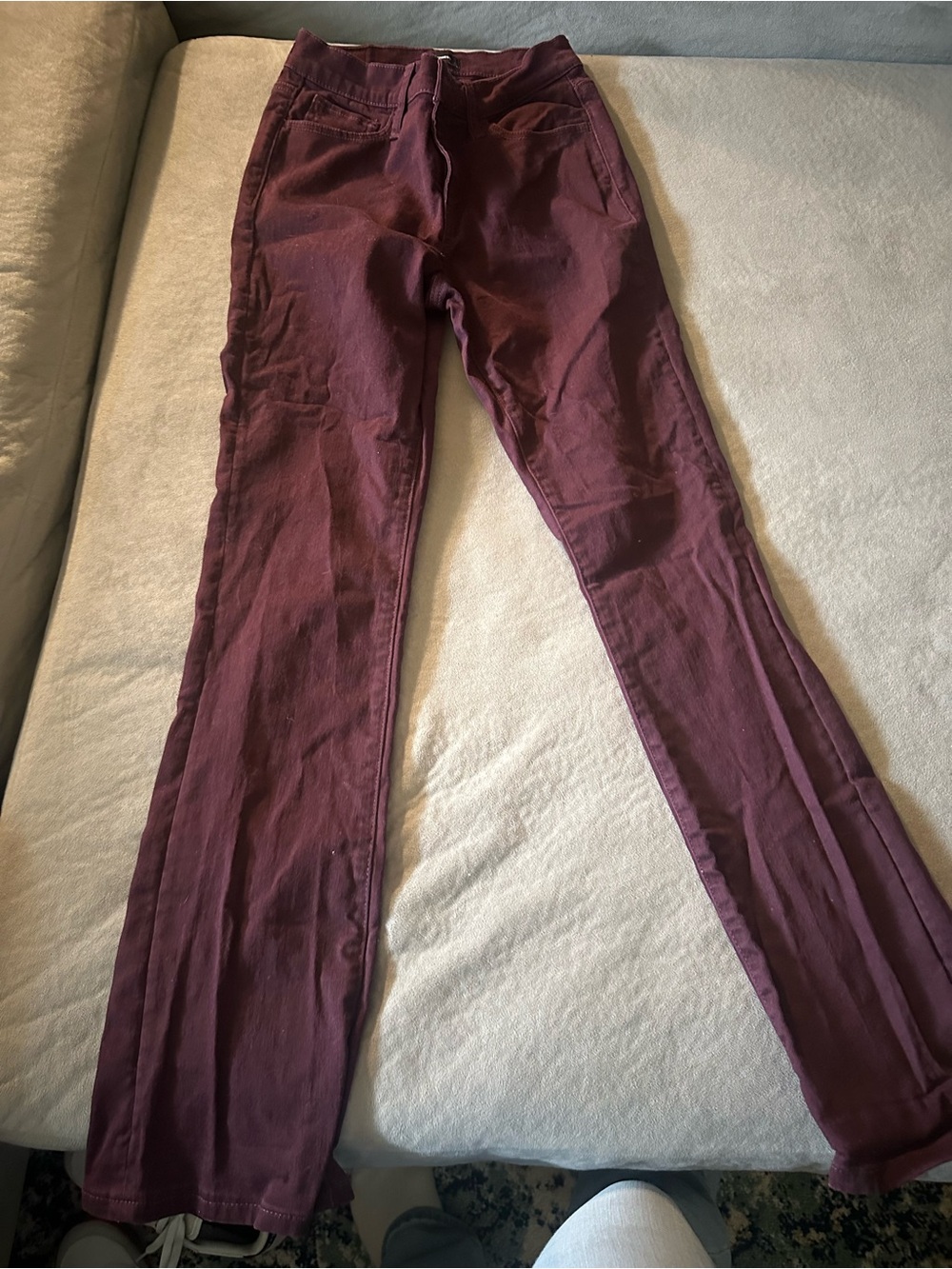 Express Wide Leg Jeans in Burgundy